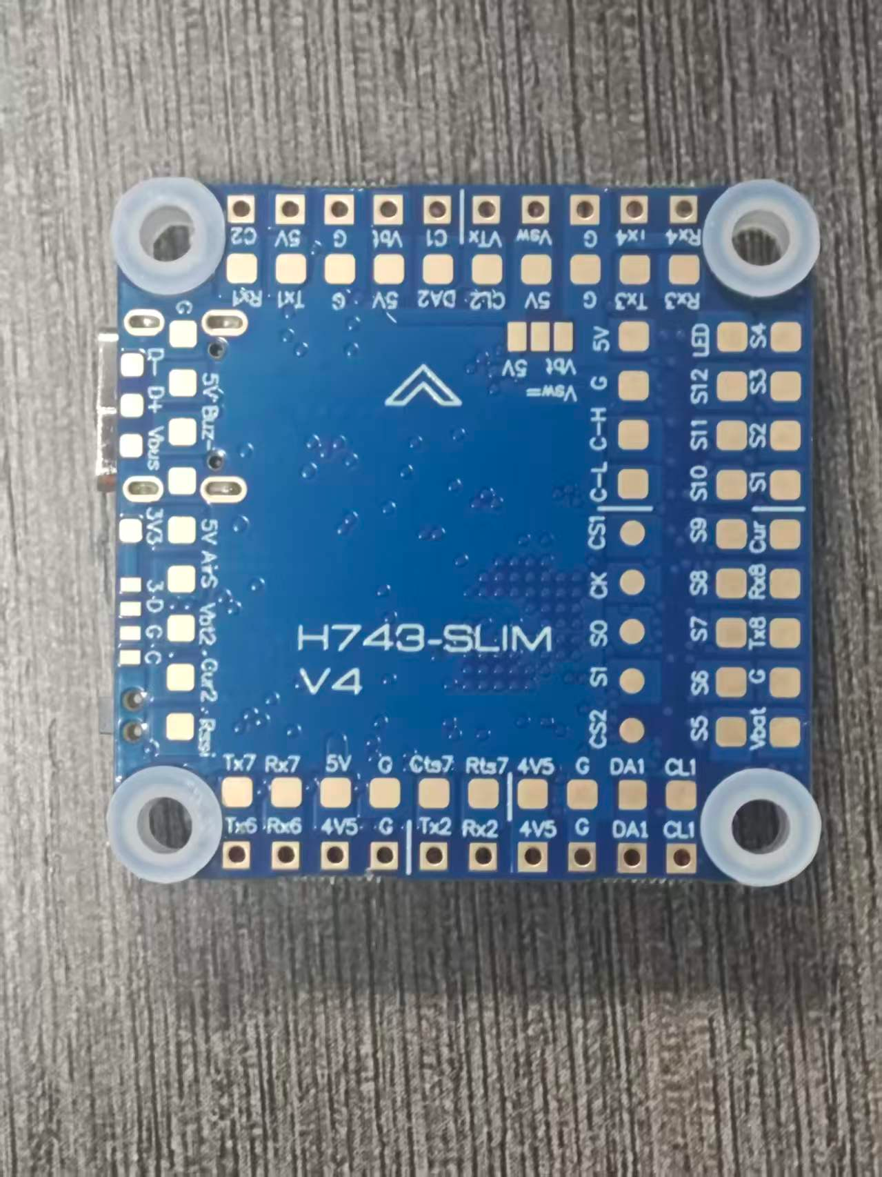 H743-SLIM V4 30.5mm FC Dual Gyros Multi Firmware for FPV Drone
