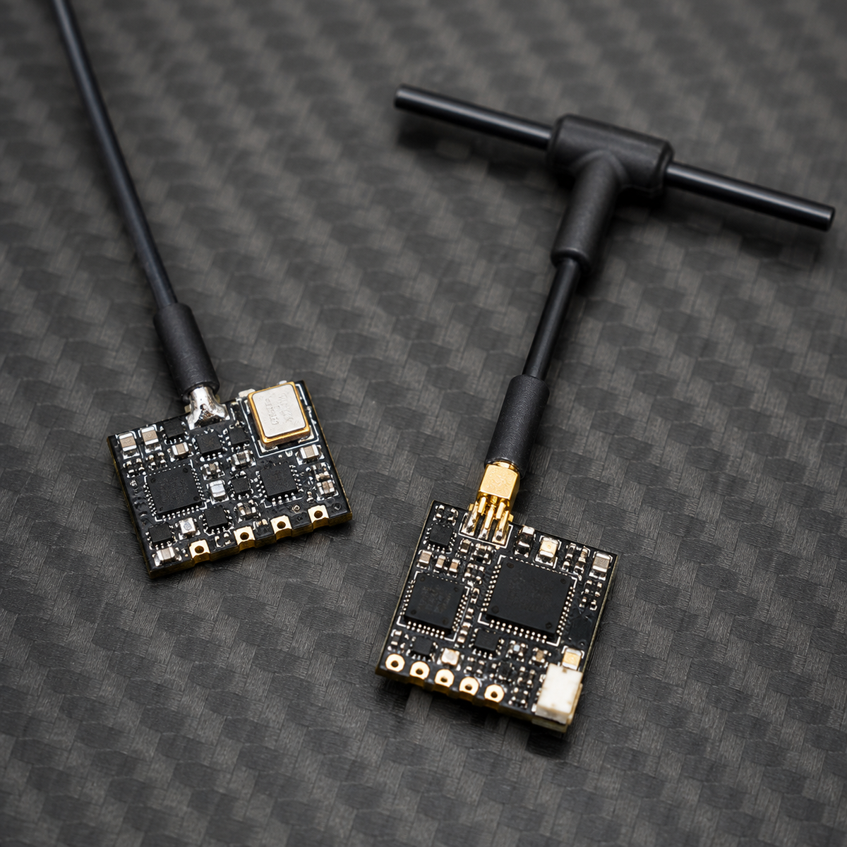 How to Choose the Best ELRS Receiver (T-Antenna vs. Ceramic Tower Antenna)